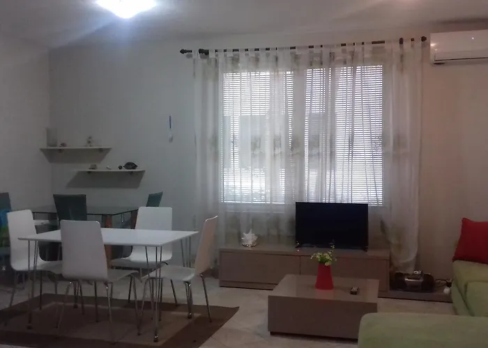 A Beautiful House Marea Golem (Tirana)